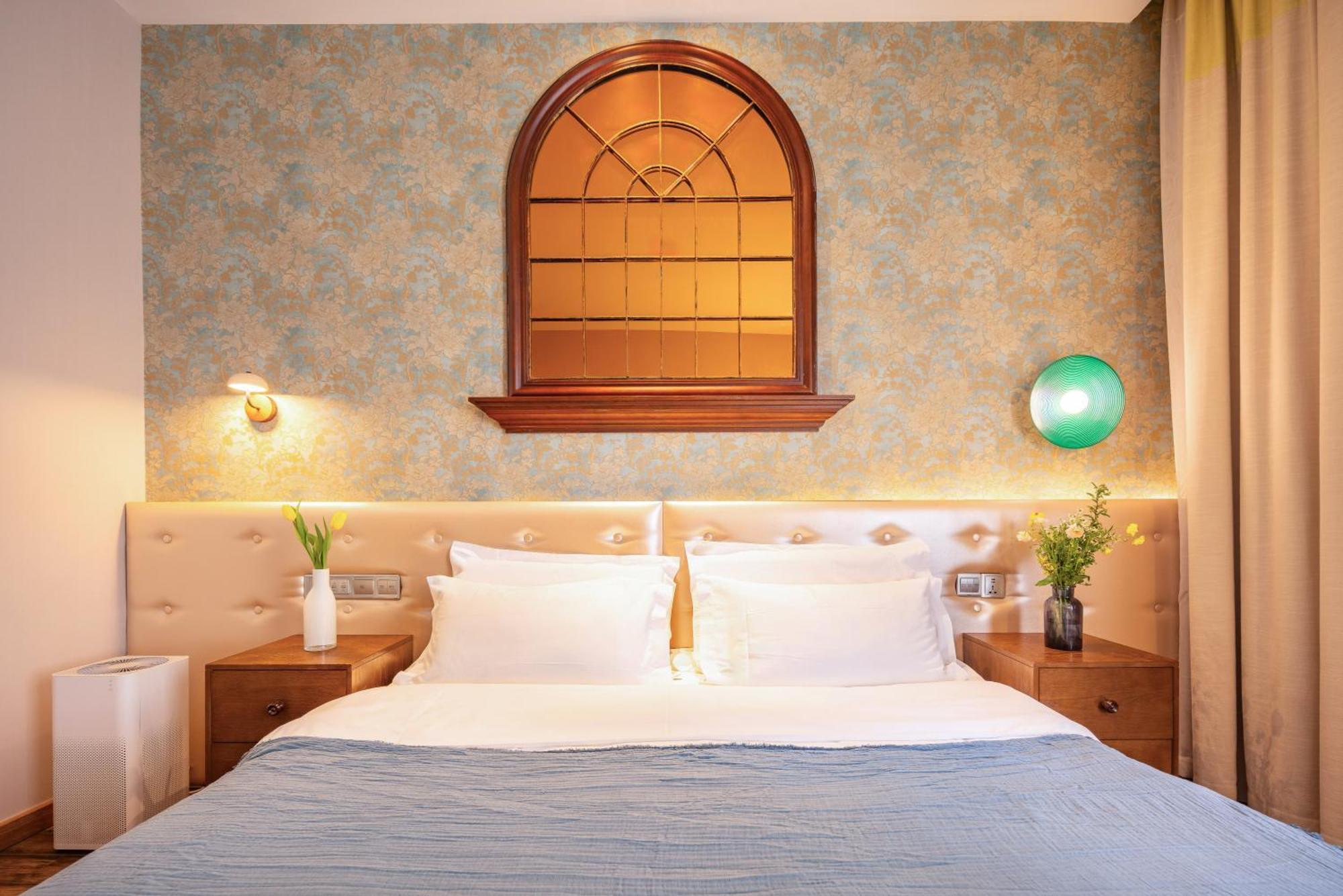 Qingdao Kaiyue Hotel Zhongshan Road St Michael'S Cathedral And Zhanqiao Pier Exteriör bild